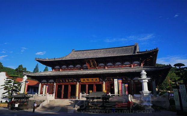 浙江杭州余杭径山竹茶园陵园墓地，缘起径山是杭城后花园